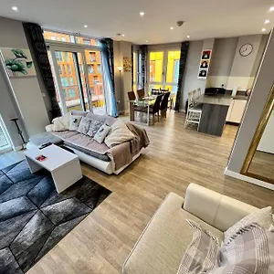 Luxury 5* Penthouse Greenwich Sleep 9 With Parking London
