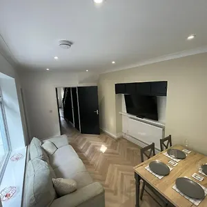  Holiday home The Mount